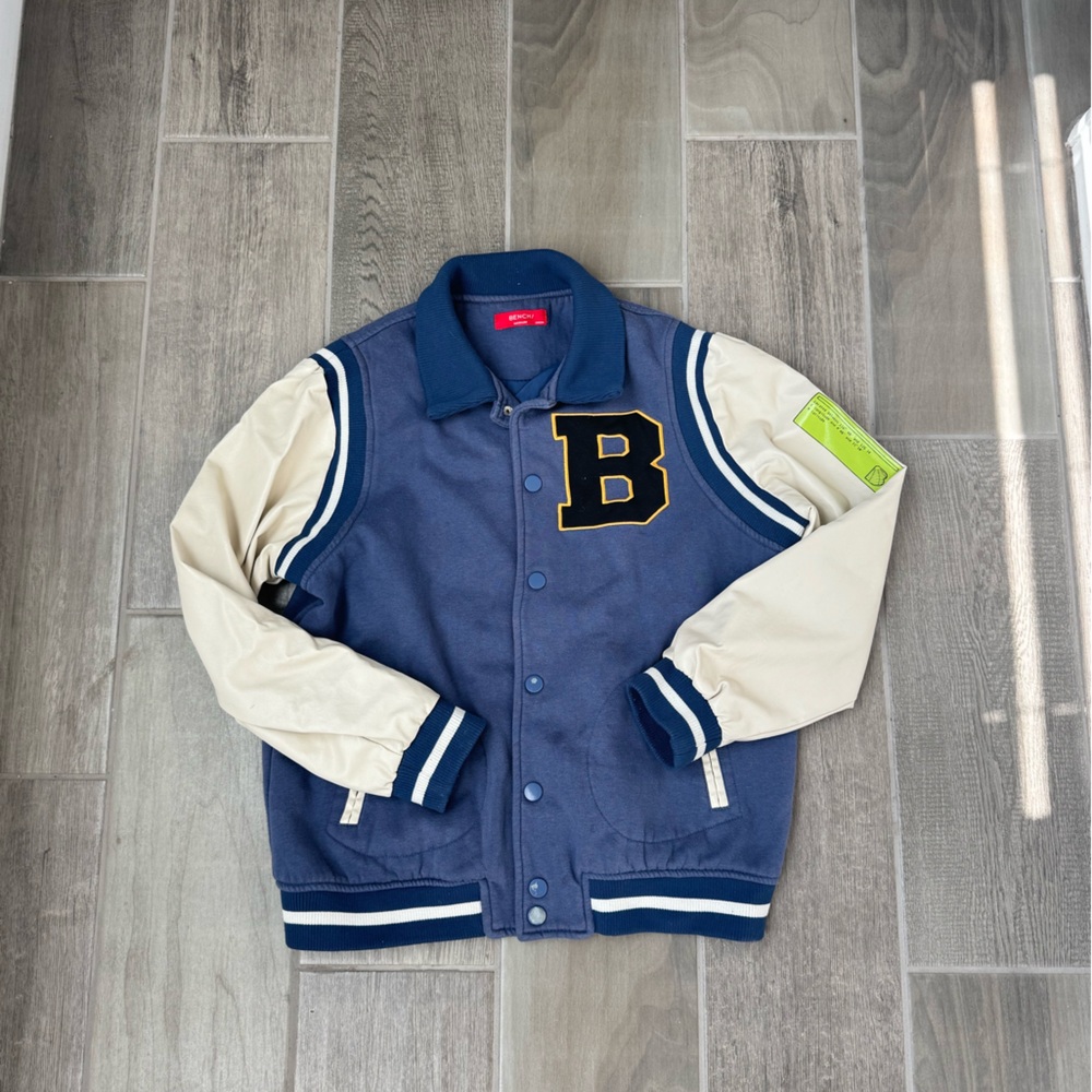 Bench Varsity jacket -leather arm sleeve -good condition